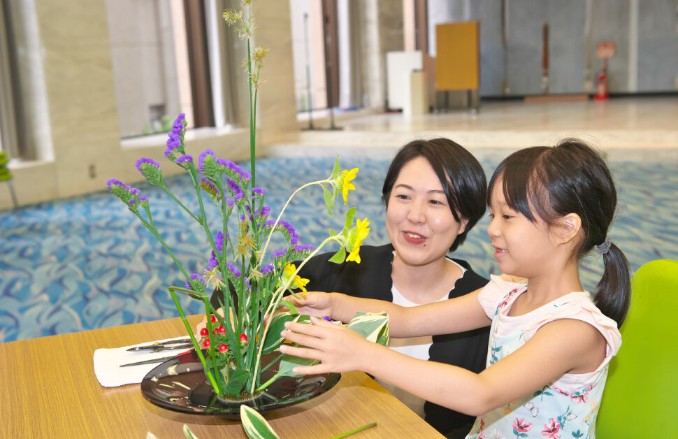 ＜旧七夕会池坊全国華道展 特別企画＞<br>自由にのびのび