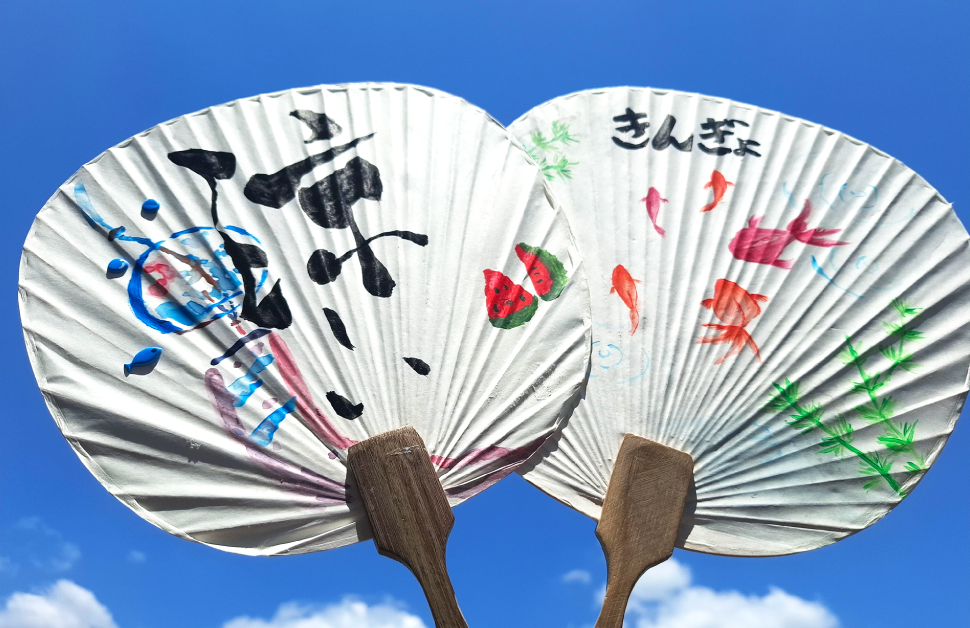 日本の夏をテーマに世界に一つだけのうちわをつくろう！